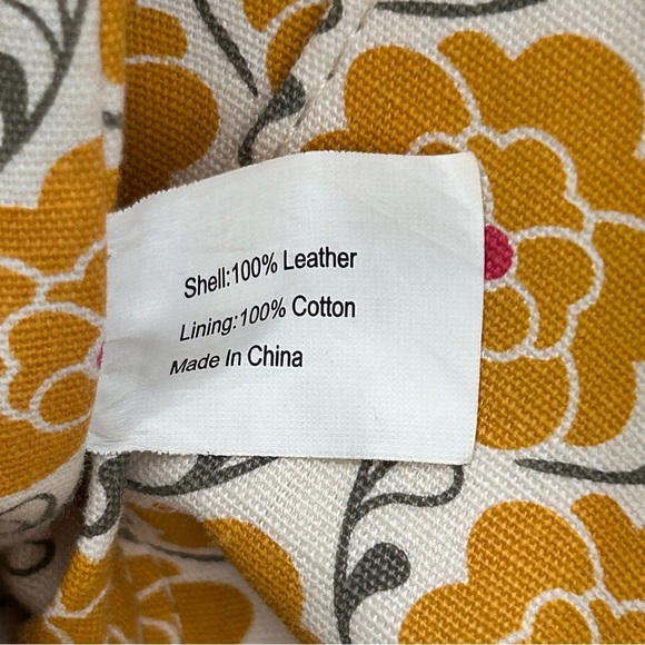 Emma Fox Leather Purse With Shoulder Strap - Picture 6 of 14